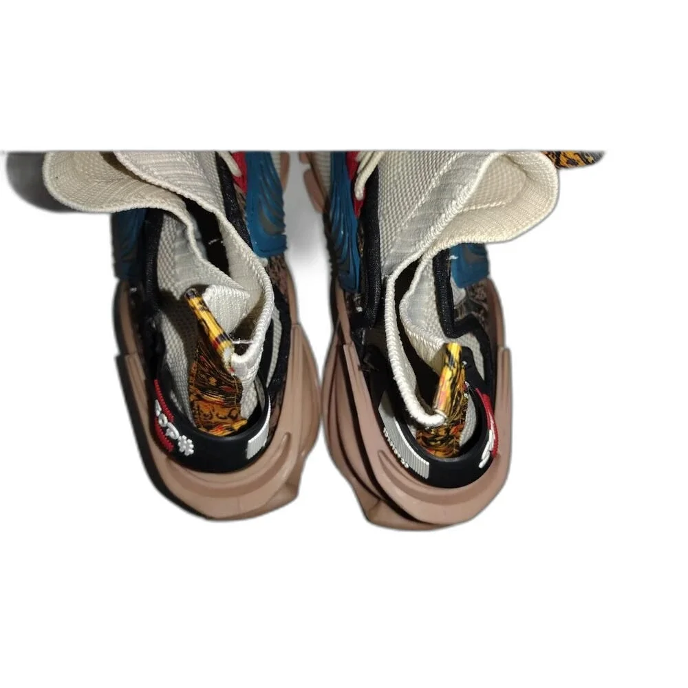 # SOP Fashionable High Top Breathable Thin Mesh Sports and Leisure
